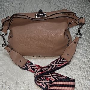 VALENTINO GARAVANI. Guitar Rockstud Rose/Tan Leather Women's Bag.